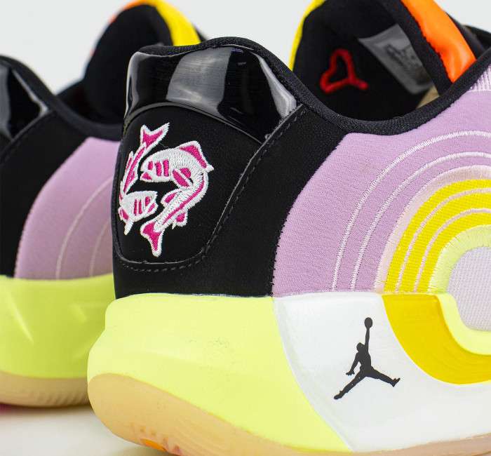 air-jordan-luka4-violet-white-42302-6