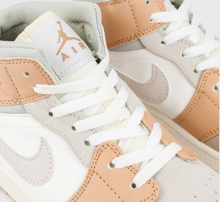 кроссовки Air Jordan 1 Cream / White Wmns