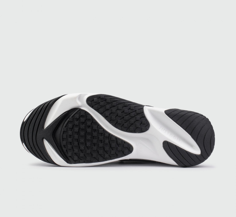 nike-zoom-2k-white-black-14236-4