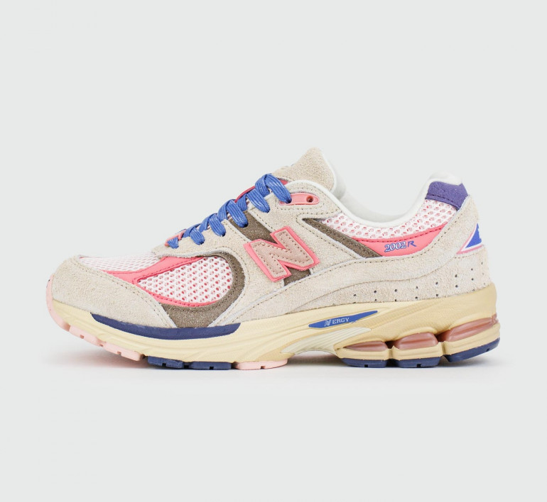 new-balance-2002r-hype-dc-wmns-16765