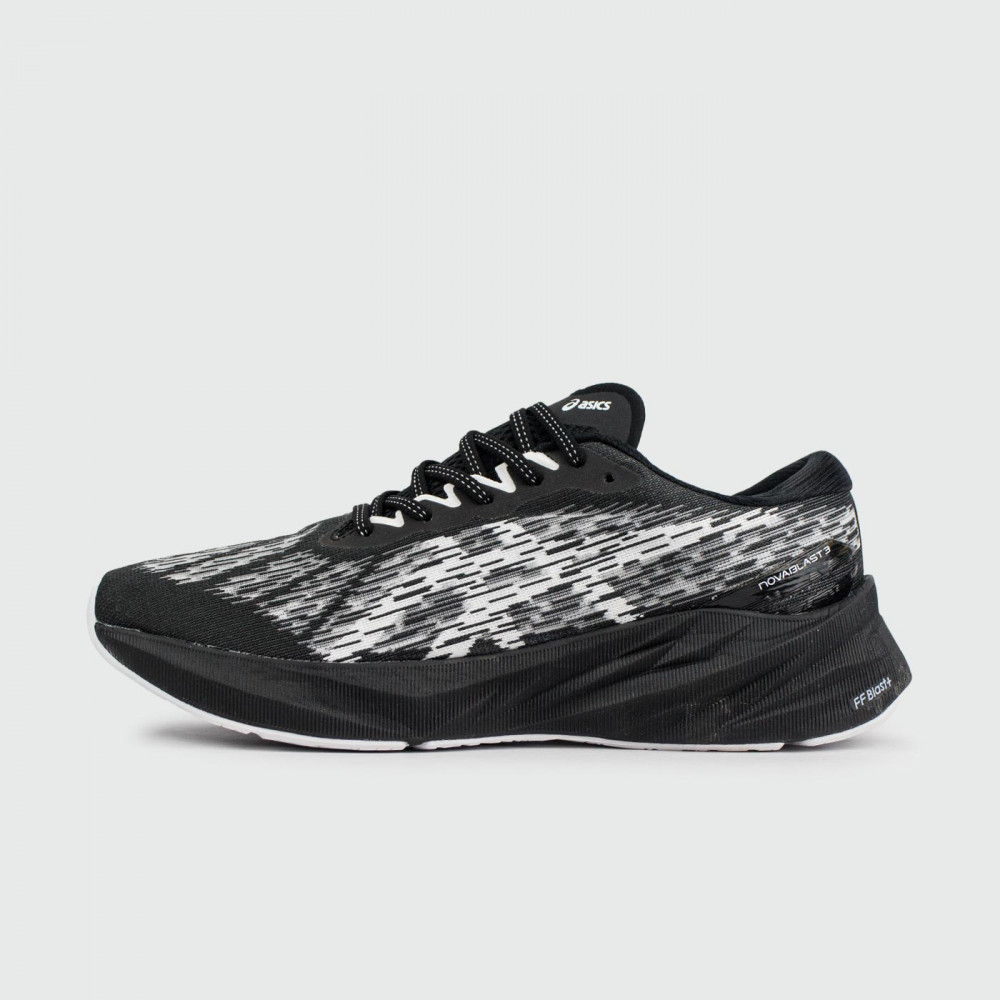 кроссовки Asics Novoblast 3 TR Black Wh.