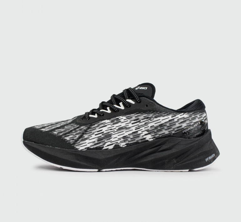 asics-novoblast-3-tr-black-s25160 asics-novoblast-3-tr-black-s25160